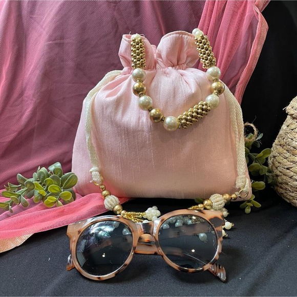 NWT Silver beaded bridal potli clutch zardozi embroidered purse for bridal purse - Picture 5 of 5